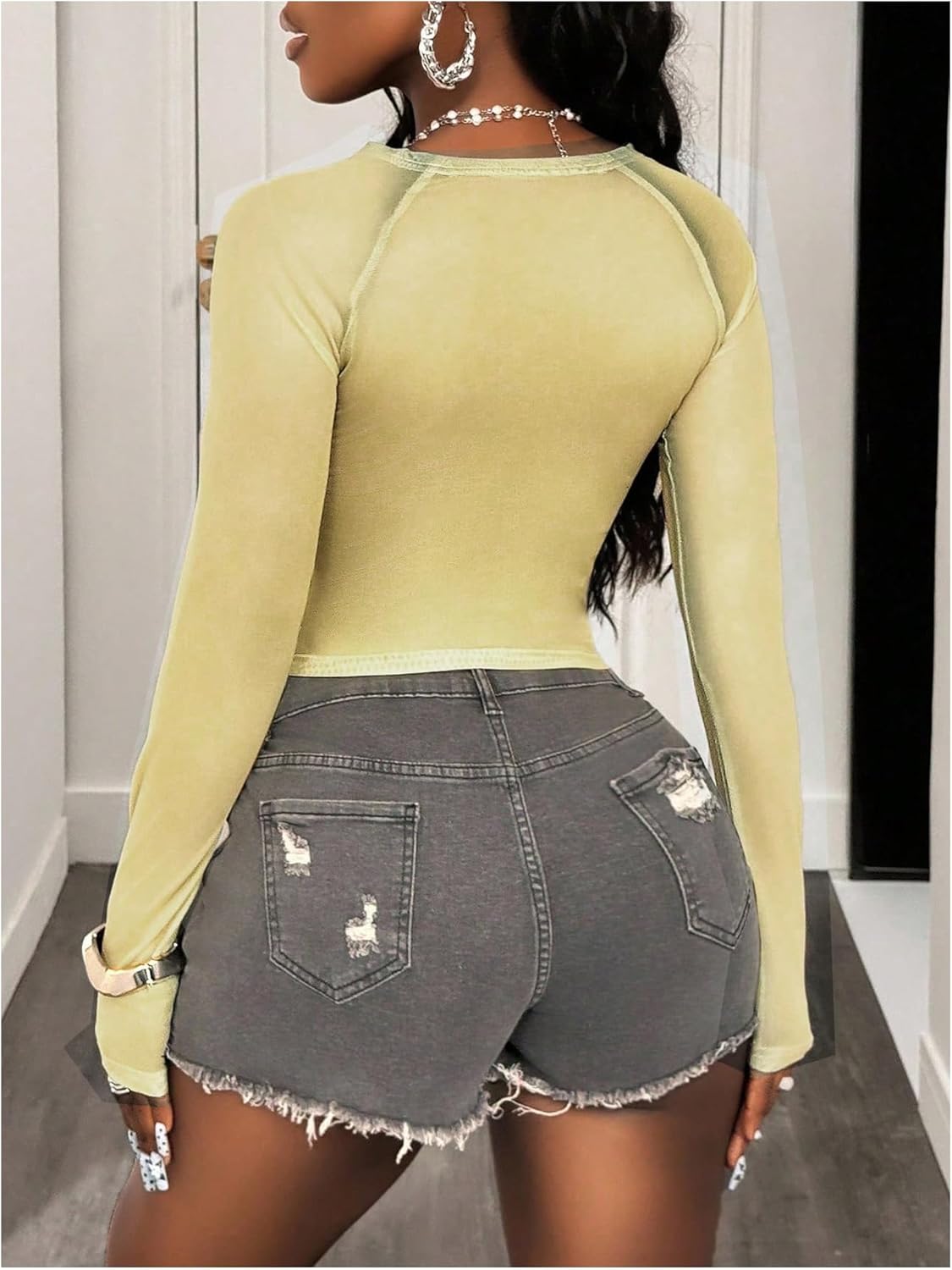 Women's Letter Graphic Tees Crew Neck Long Sleeve T Shirts Fitted Crop Tops - Image 2