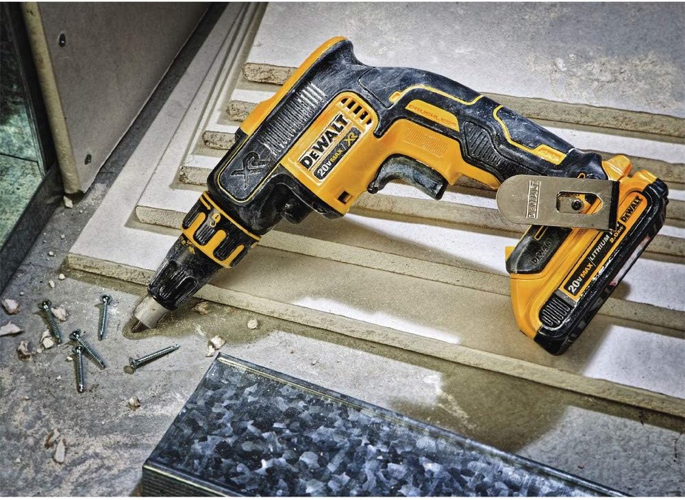 DEWALT 20V MAX* XR Drywall Screw Gun Kit, Brushless (DCF620D2)