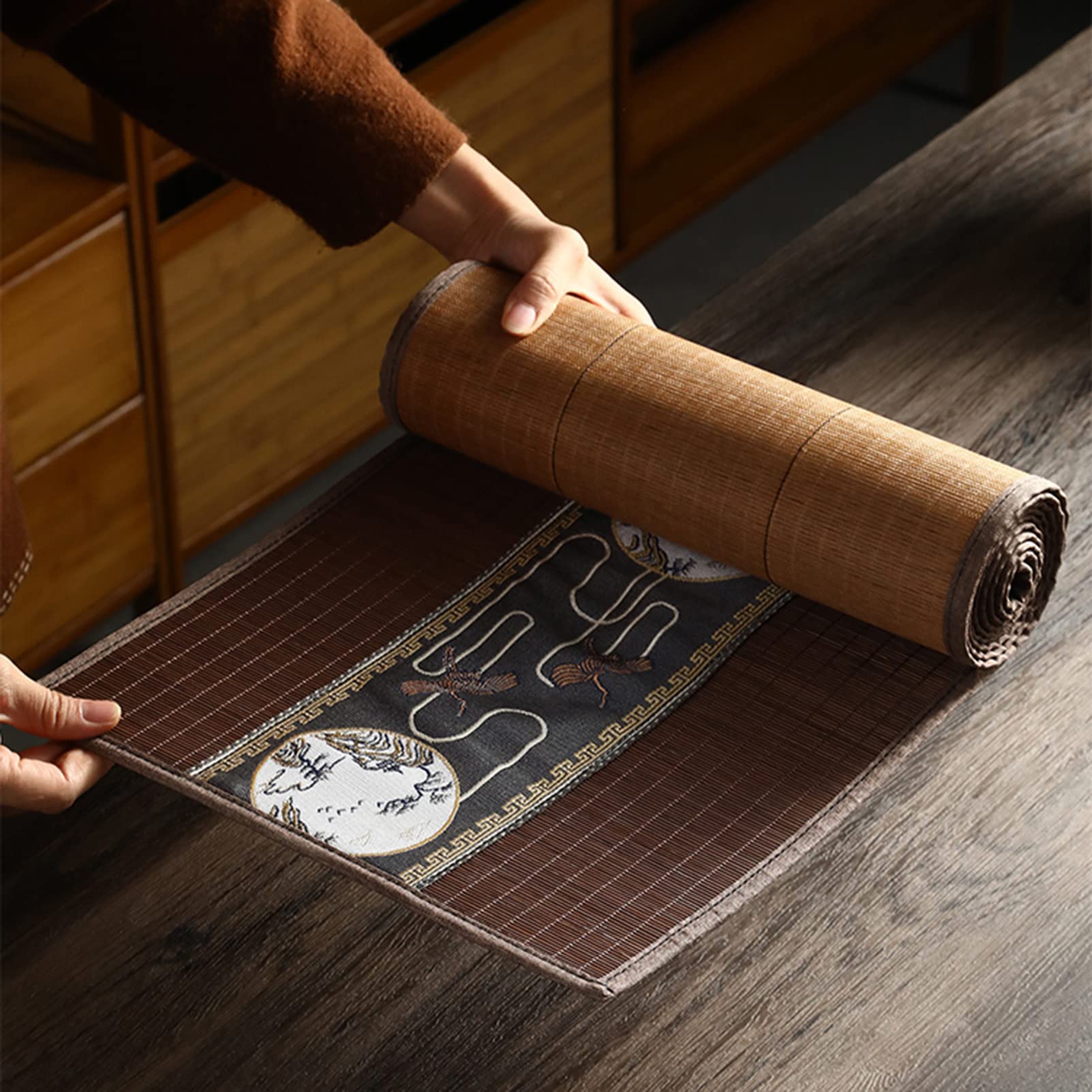 Chemin de table en bambou, Tapis de table tissé en soie de bambou avec support en maille antidérapant, tapis de table durable avec décor en tissu jacquard, set de table de décoration de mariage de fêt