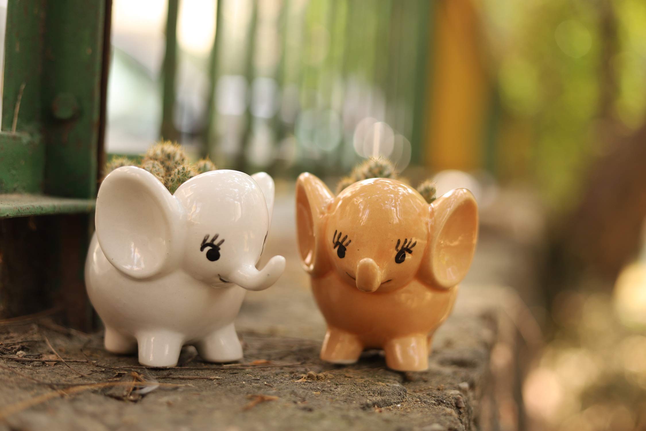 Lyallpur Stores Ceramic Shiny Finish White and Orange Handmade Little Elephant Pair Plant Container, Pack of 2 (Orange & White) (B08L97RMTV) Amazon Price History, Amazon Price Tracker