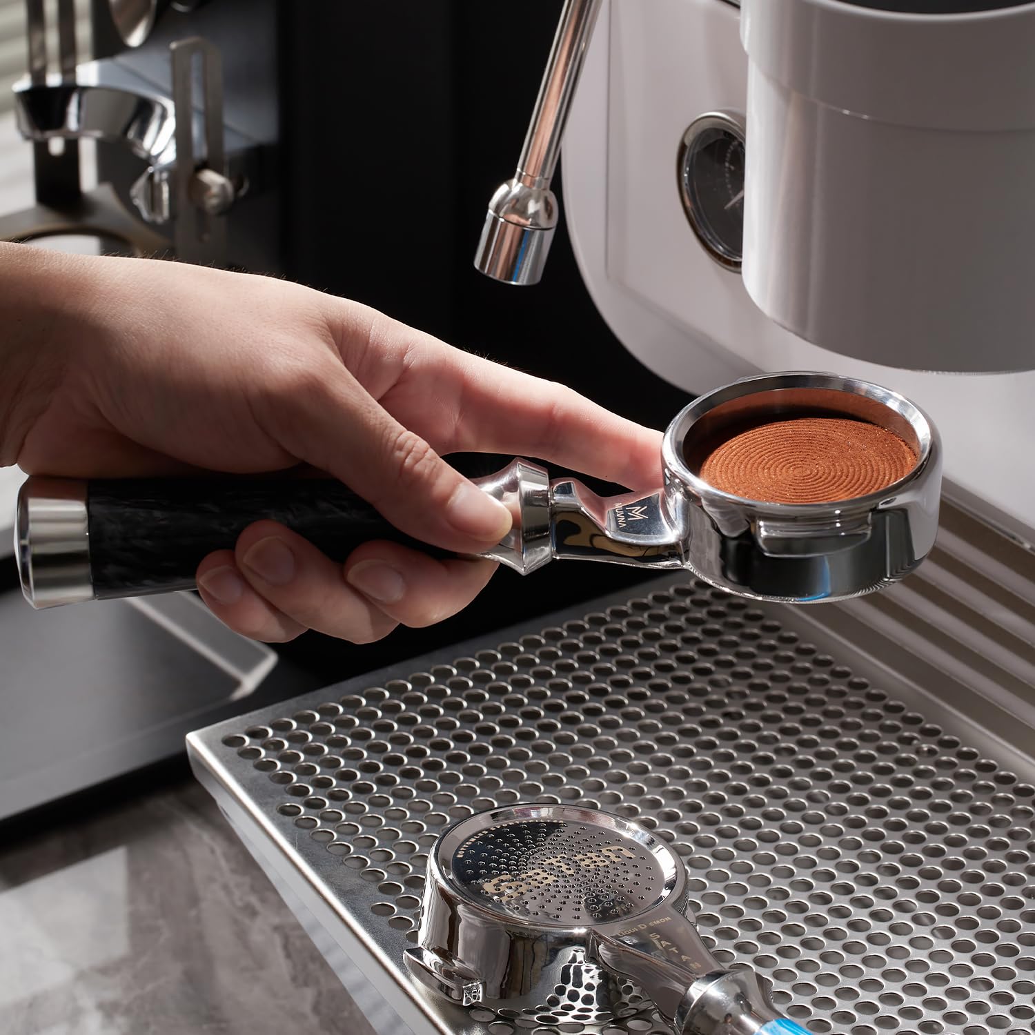 Amazon.co.jp: MUVNA 58mm 底なしポルタフィルター E61、La Marzocco
