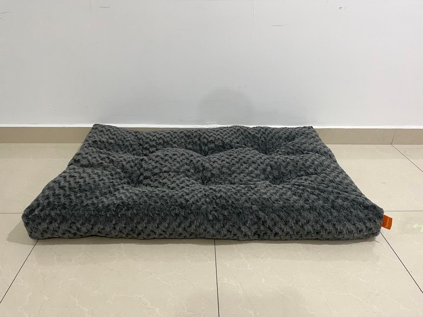 Feandrea PGW294GN01 Dog Bed Cushion for Large Dogs, XXL, Soft Plush Mat, 122 x 74 cm, Fluffy Padding, Washable, Non-Slip, Slate Grey