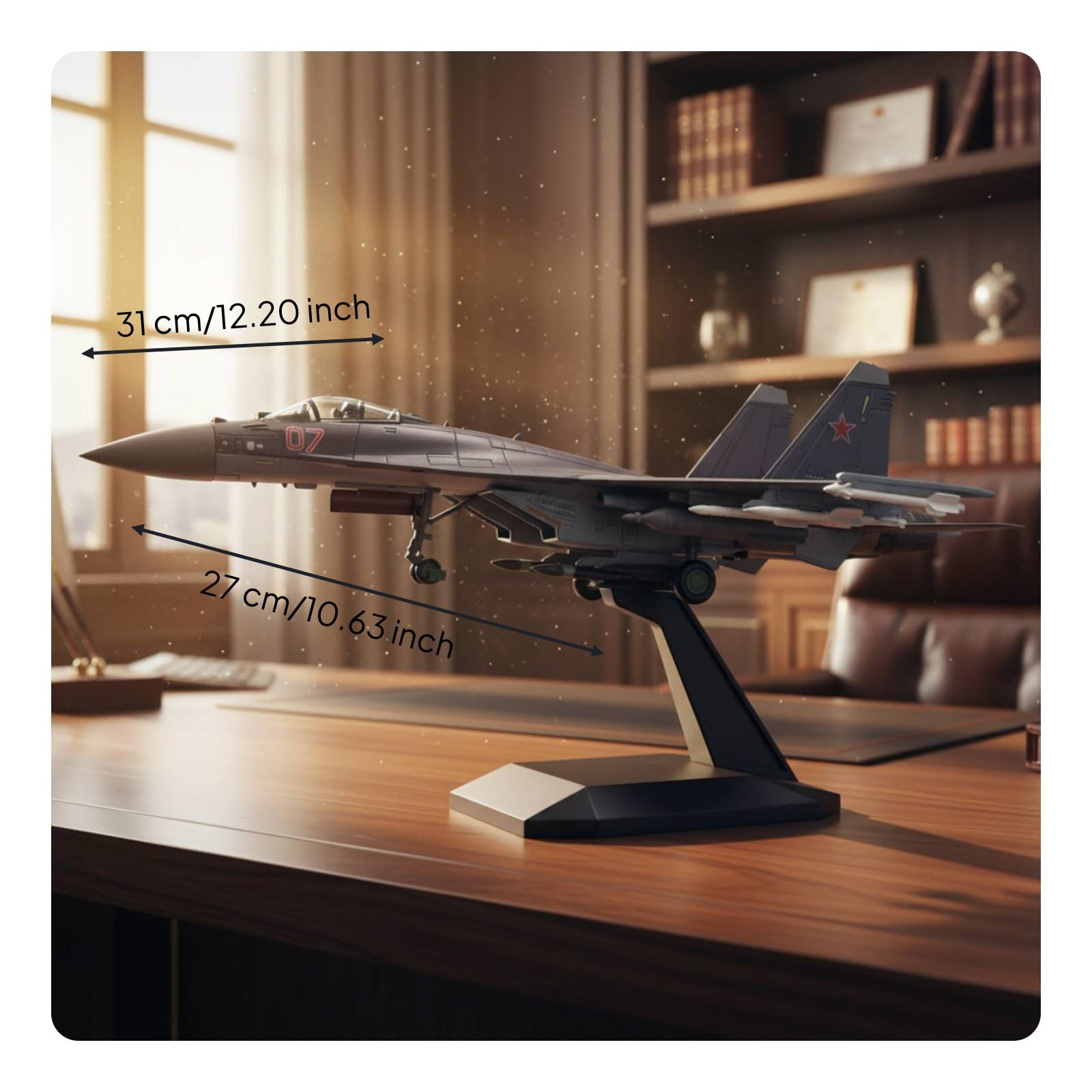 Aereo Su-35 Modello Caccia Miniatura Pressofuso Lega con Dettagli Fedele E Supporto Espositivo Adatto per Scrivania Ufficio Libreria Sala Hobby