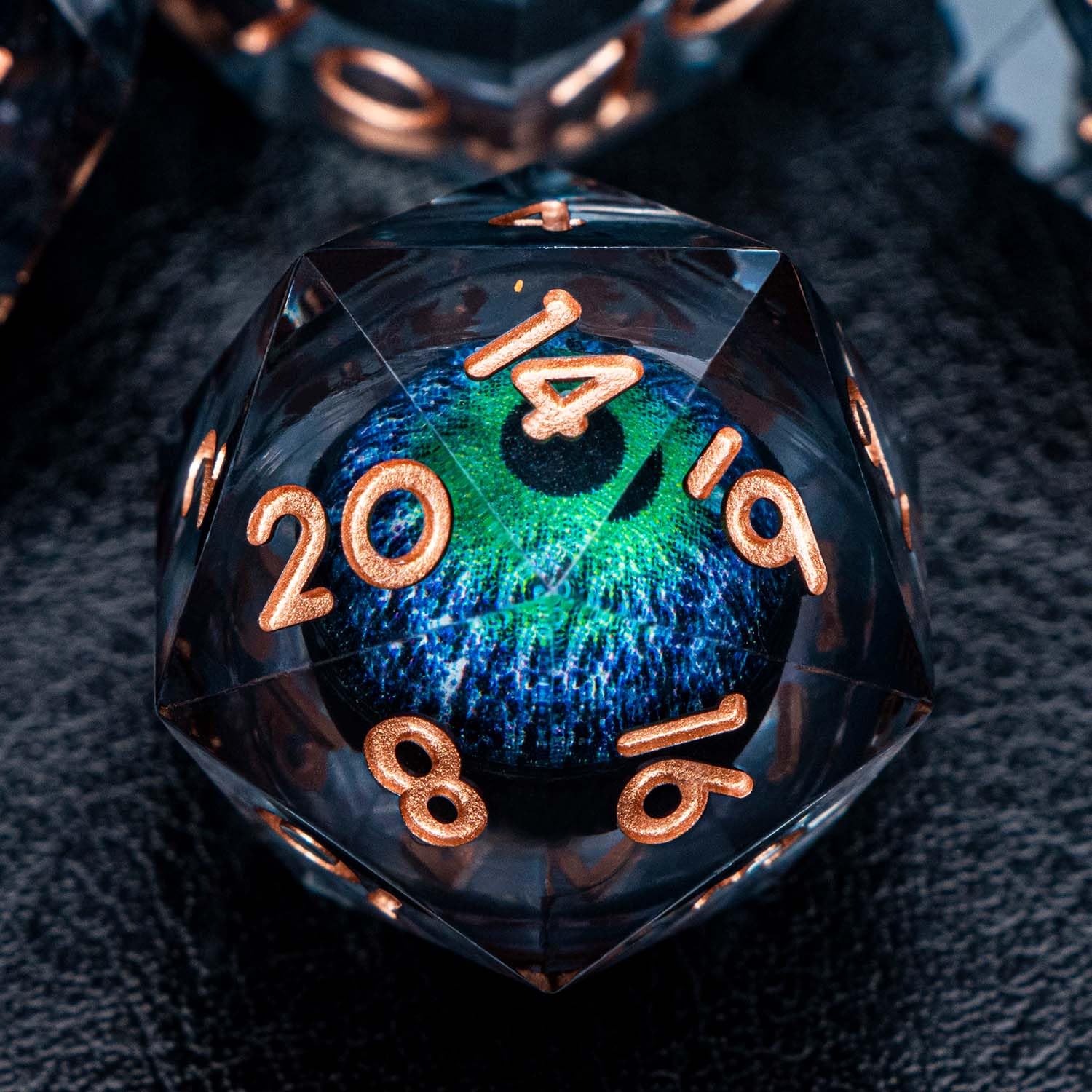 DND Set di dadi a forma di occhio di drago, con scatola, 7 pezzi, in resina, con bordo affilato, verde e blu, set di dadi poliedrici con nucleo liquido, dadi D e D, per giochi di ruolo D&D