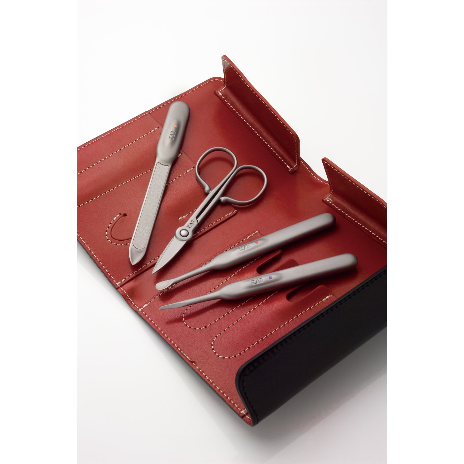 Kai Nagel-Pflege-Set 4 Stück (mit Nagelschere, feile, hautschieber, hautmesser)