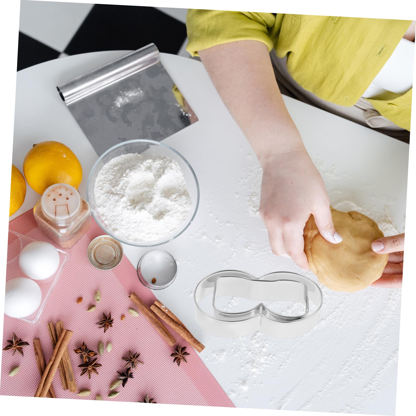 Cabilock 5 Ensembles Moule À Gâteau De Coiffage De Sous-vêtements Emporte-pièce En Forme En Forme De Coupe-fondants En Acier Inoxydable Emporte-pièce En Métal 4 Pièces * 5