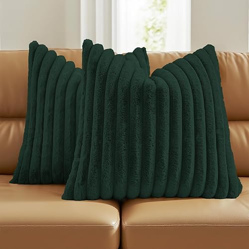 Vista 32 de FUTEI - Juego de 2 fundas de almohada decorativas con rayas, rectangulares para invierno, piel sintética de conejo suave y respaldo de terciopelo