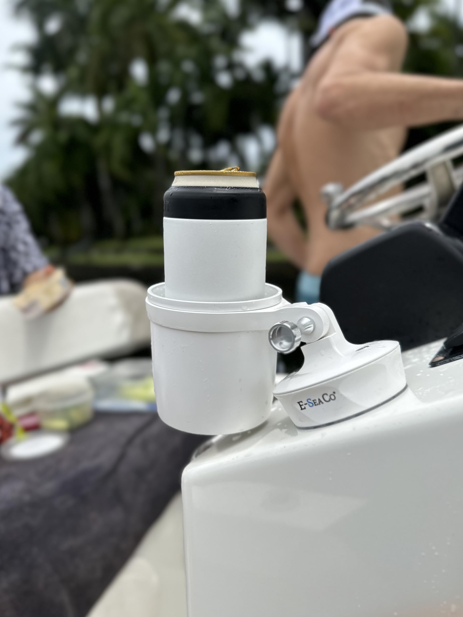 E-Sea Cup - Soporte de ventosa ajustable (blanco). Soporte de ventosa resistente. Perfecto para barcos, kayaks, cuatrimotos, carritos de golf, caravanas, coches, mientras acampas y