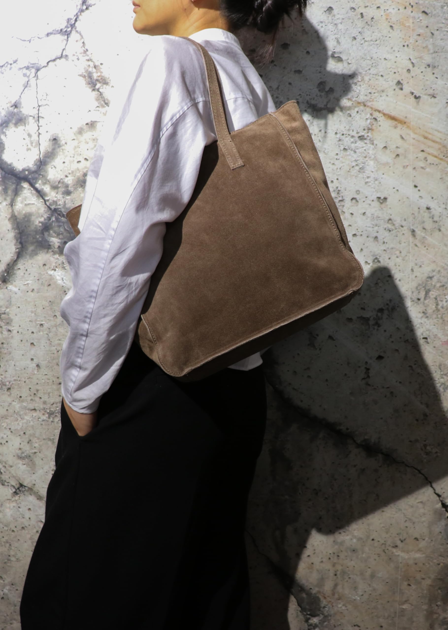 Cristina G566 - Bolso bandolera para mujer, de ante auténtico, con cremallera, compartimento interior, 37 x 13 x 29 cm