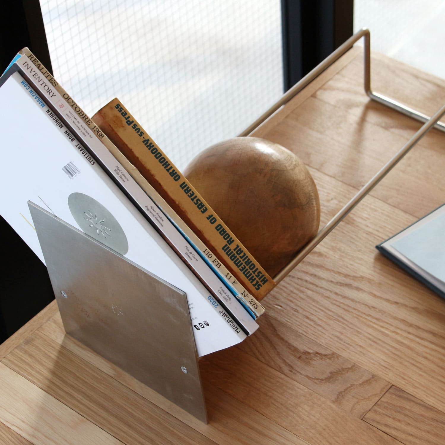 Amazon.co.jp: Slope Book End スロープブックエンド (シルバー