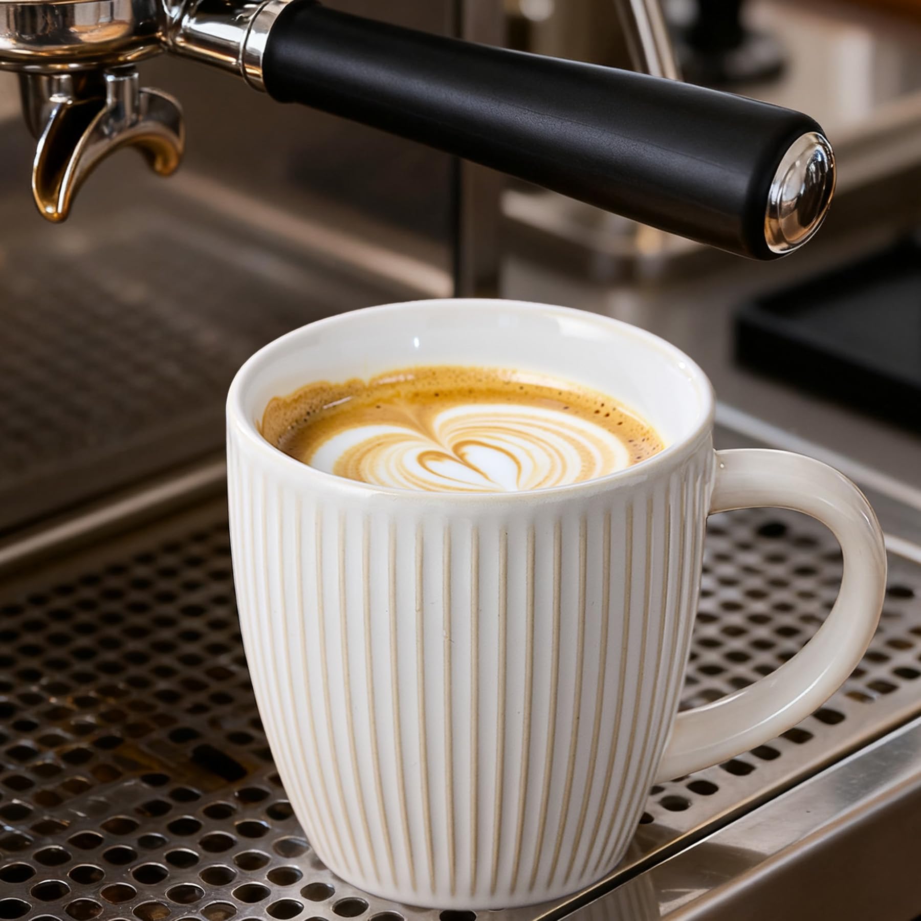 Holise - Juego de 4 tazas de café de cerámica de 14 onzas con asa, juego de tazas de cerámica en relieve para capuchino, latte, té, chocolate caliente y leche, regalos de inauguración de la casa, apto