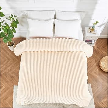 Ribbed Jacquard Bed Blanket Fluffy Warm Throw Blanket for Sofa Couch Single Osum Soft Fleece Winter Twin/Double 150x200 cm Throws (Cream)