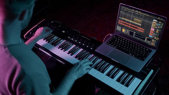 Korg KEYSTAGE-49 - Keystage 49 Key Poly AT MIDI Controller Keyboard - Black