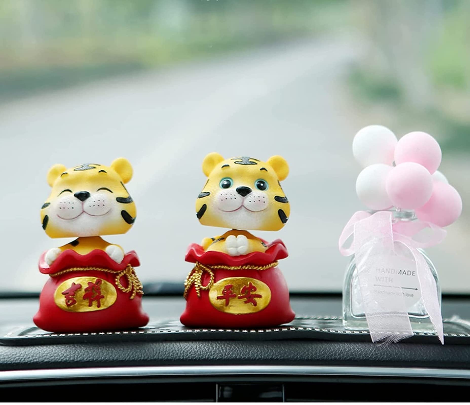KEAIDO 2022 Decorazione di Capodanno Cinese Tigre Zodiaco Carino Figurine Ornamento Festa di Primavera Lunare Mascotte Fortunato Ricchezza Fu Tradizionale Holida Home Car Decor (2 Pz/1 Set)
