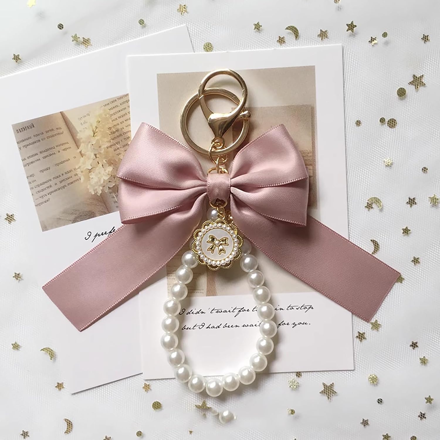 Cute Bow Pearl Key Chain, Women Fashionable And Elegant Accessories, Beige/Pink Pearl Chain Heart Decoration image 4