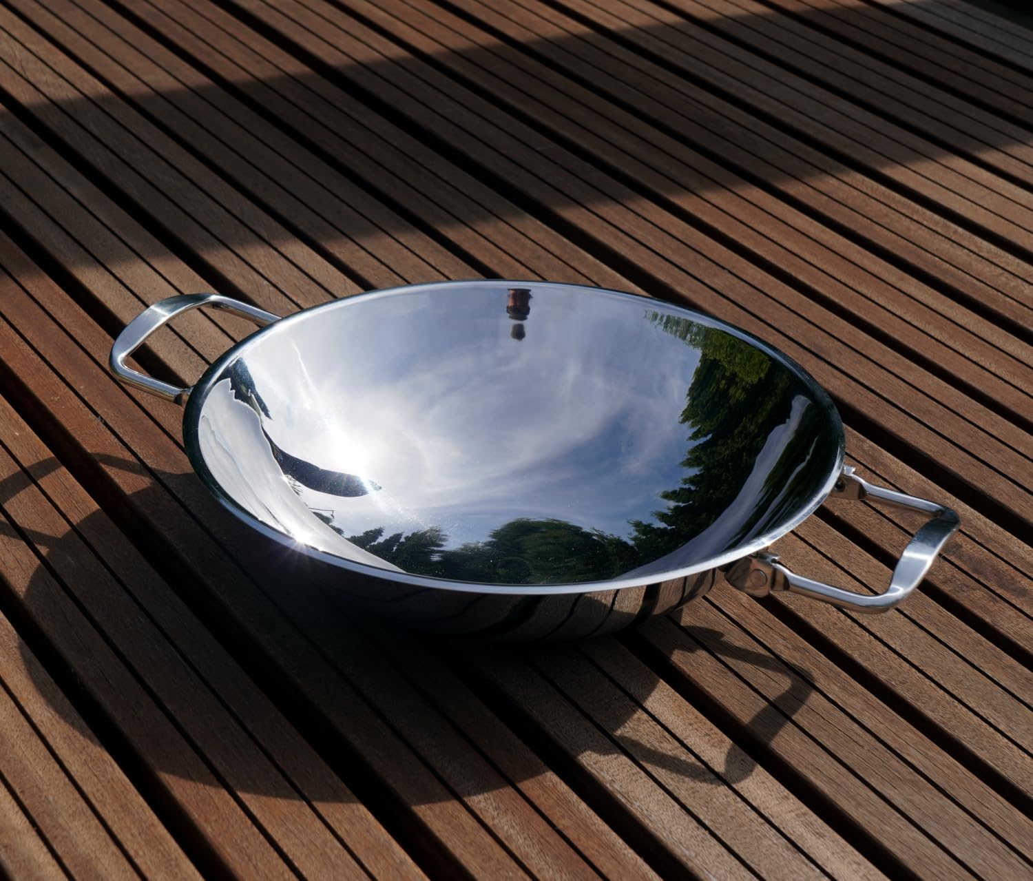 Wok Pfanne Edelstahl Ø 30 cm mit abklappbaren Griffen, runder Boden, spülmaschinengeeignet, für Gasgrill, Gasherd, Induktion