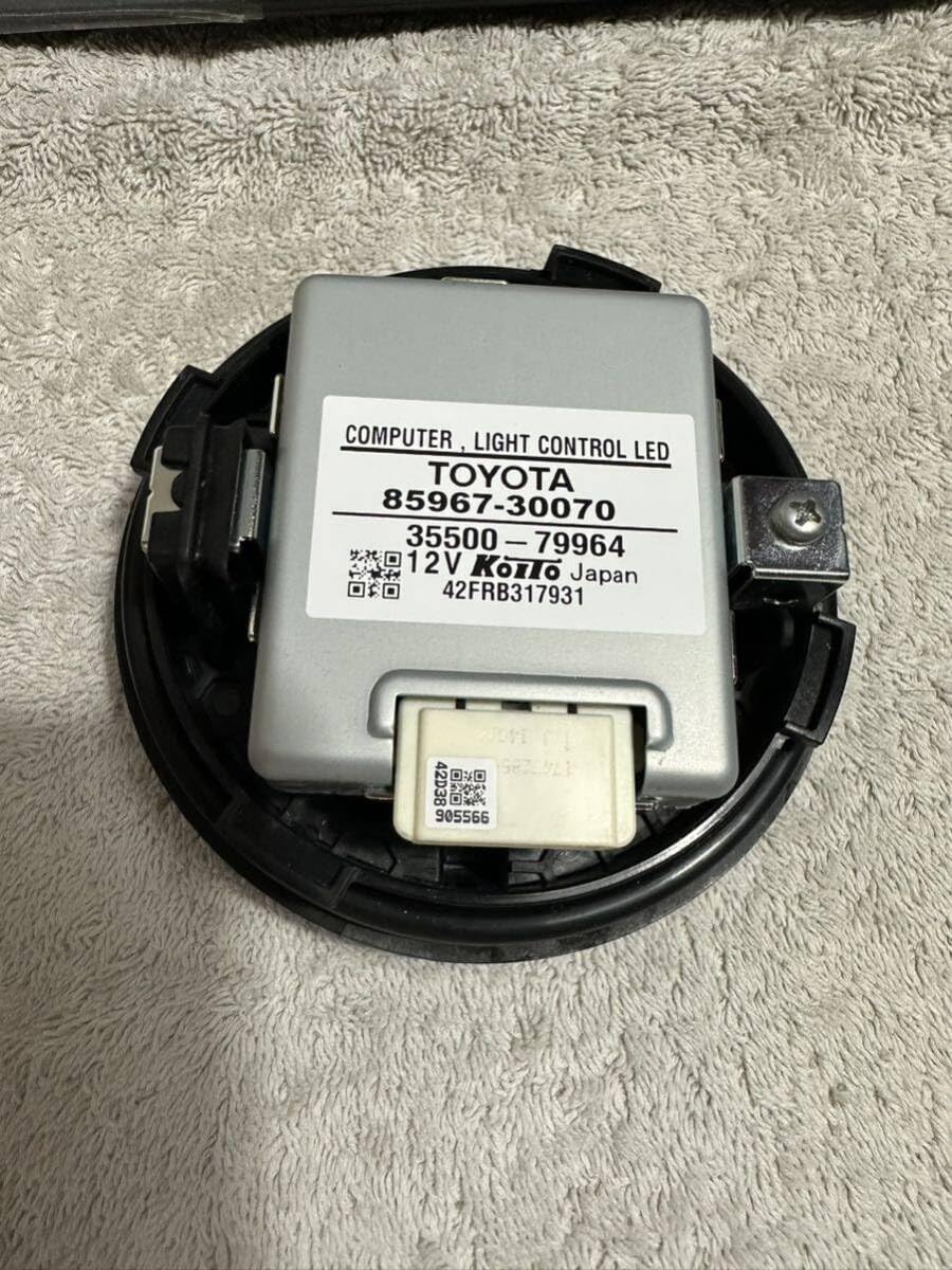 トヨタ純正 LEDヘッドライト コンピューター 85967-30070 プリウス 30 