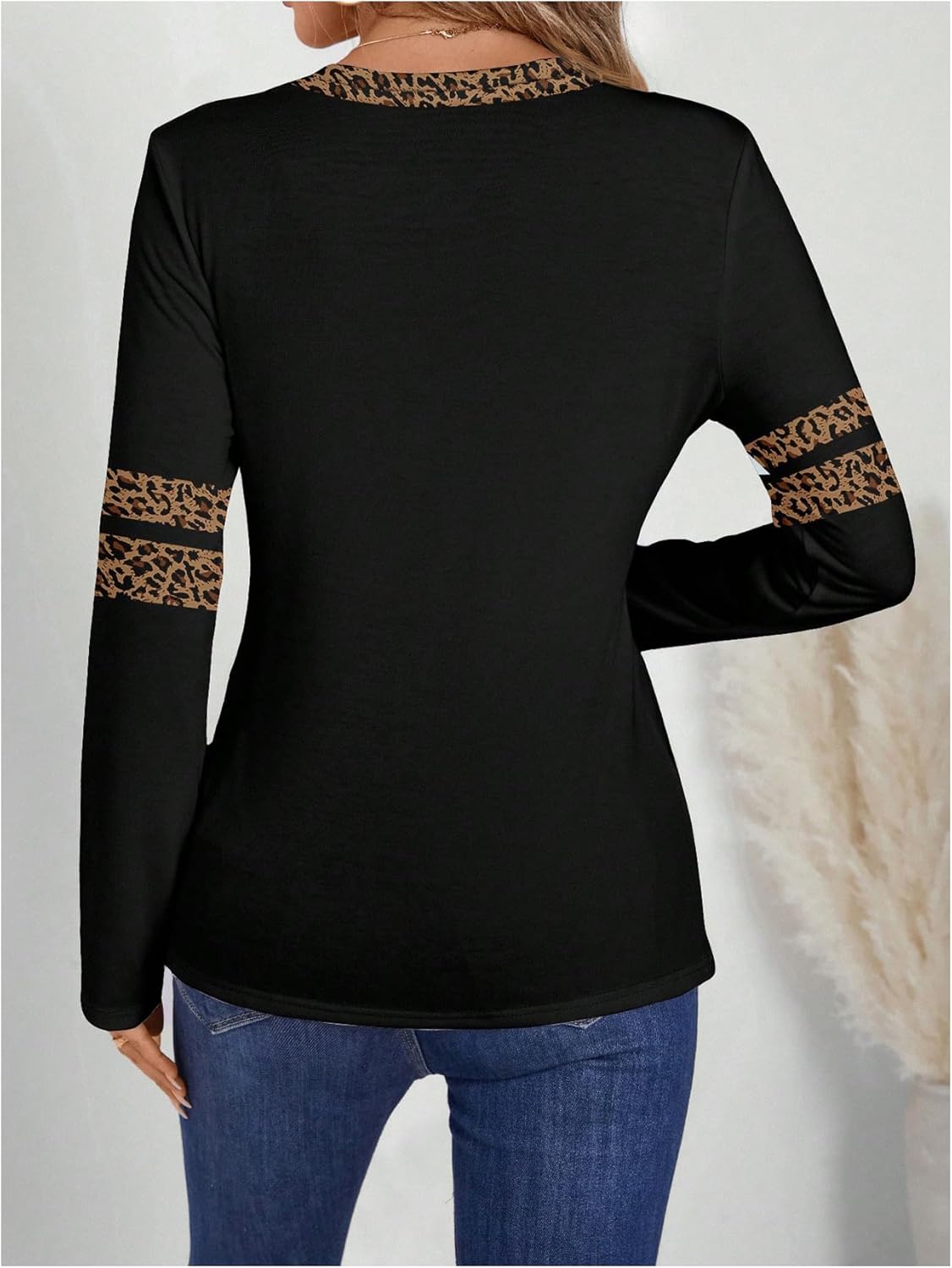SOLY HUX Women's Leopard Print Long Sleeve T Shirts V Neck Fall Tops Cheetah Casual Vintage Tees - Image 2