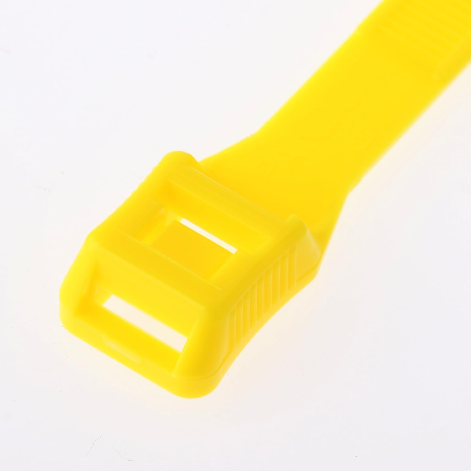 Panduit IT9115-CUV4Y In-Line Cable Tie, Weather Resistant Nylon 6.6, UV Yellow, 124 Min Tensile Strength, 4.53" Max Bundle Diameter, 0.065" Thickness, 0.350" Width, 15.3" Length (Pack of 100)