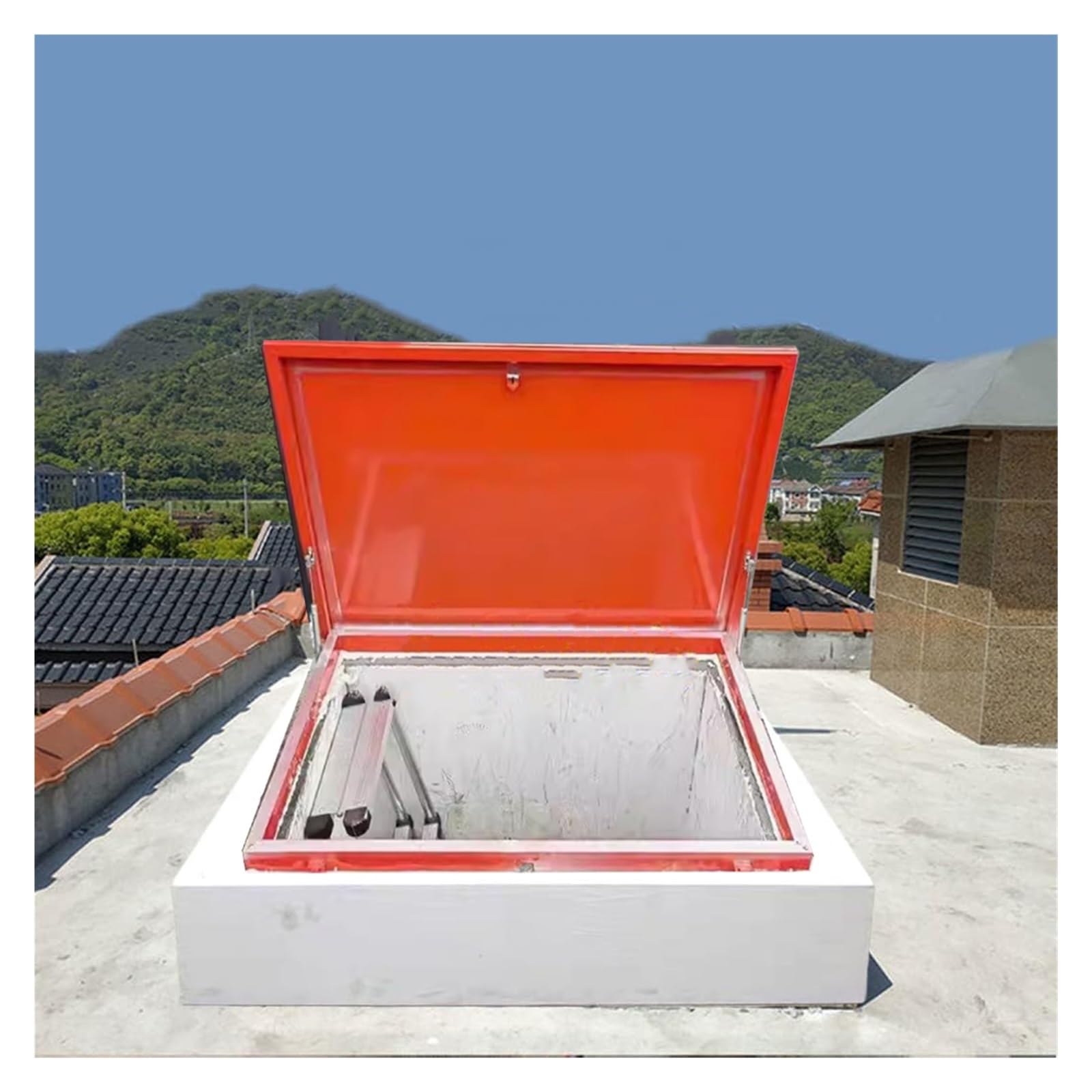 Couverture de sortie de cave adaptable rouge pour stopper les infiltrations