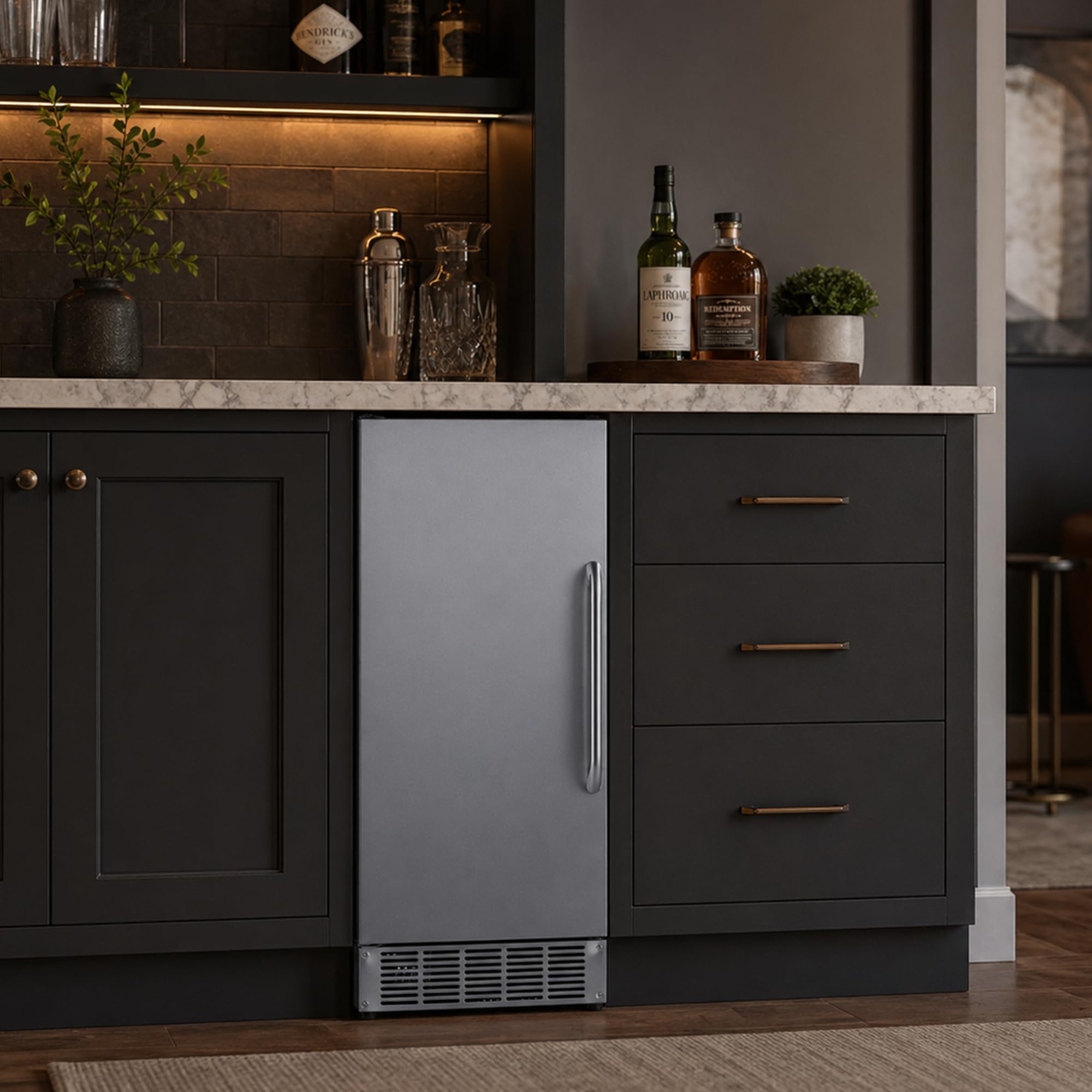 Summit 15" Clear Ice Maker, Outdoor Ice Maker, 50 lb. Production Capacity, Energy Star, ADA Compliant, Stainless Steel- BIM47OSADA