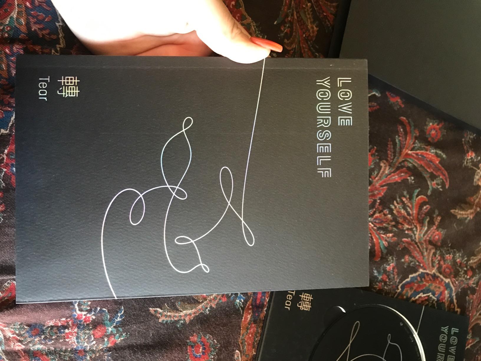 Format: Audio CD LOVE YOURSELF TEAR [ Y ver. ] - BTS 3rd Album CD