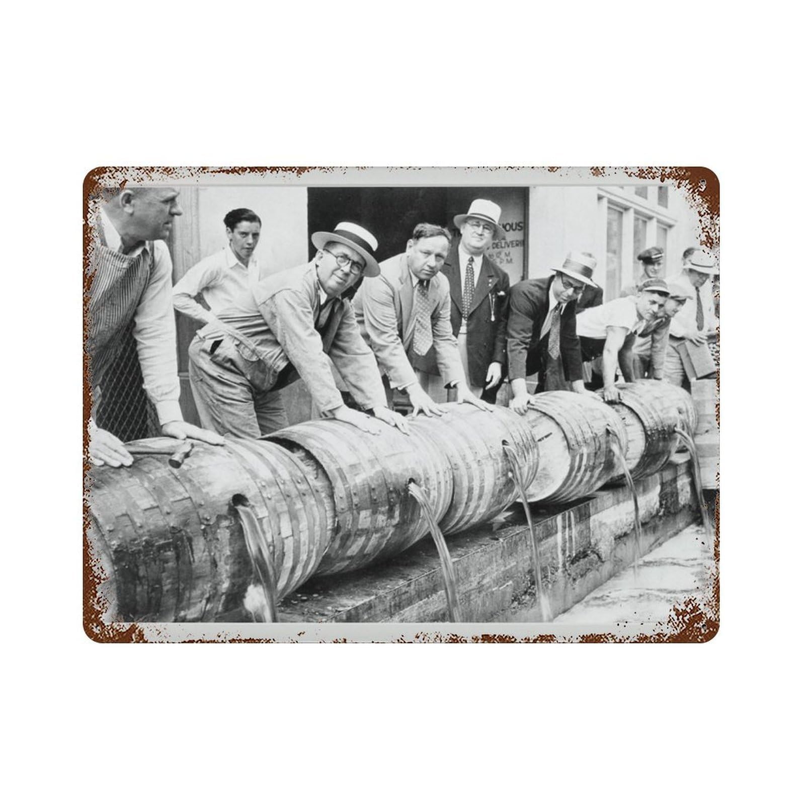 xiaoxiaoshen Prohibition Raid Photo， Vintage Bar, Man Cave Wall Decor Art Metal Tin Poster Modern Home Decor Art Home Bar Shop Decorations Vintage Sign 30x40cm