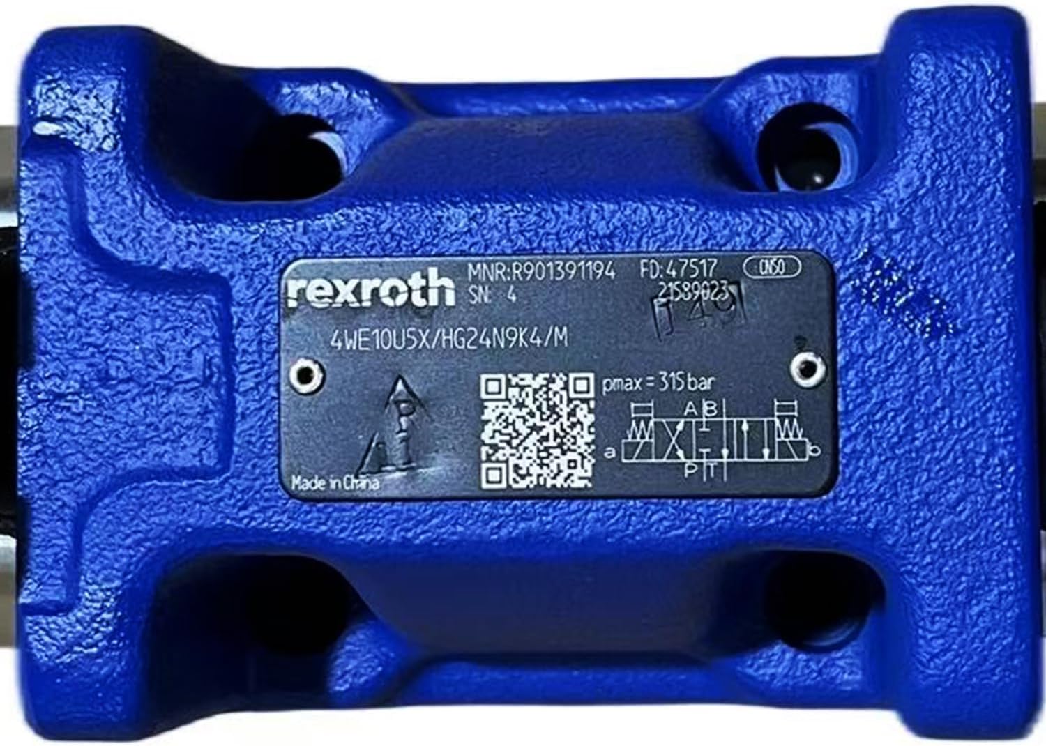 Rexroth 4WE10 Hydraulic Directional Short Pipe Valve 4WE10U5X/HG24N9K4/M Solenoid Directional Control Valve R901391194