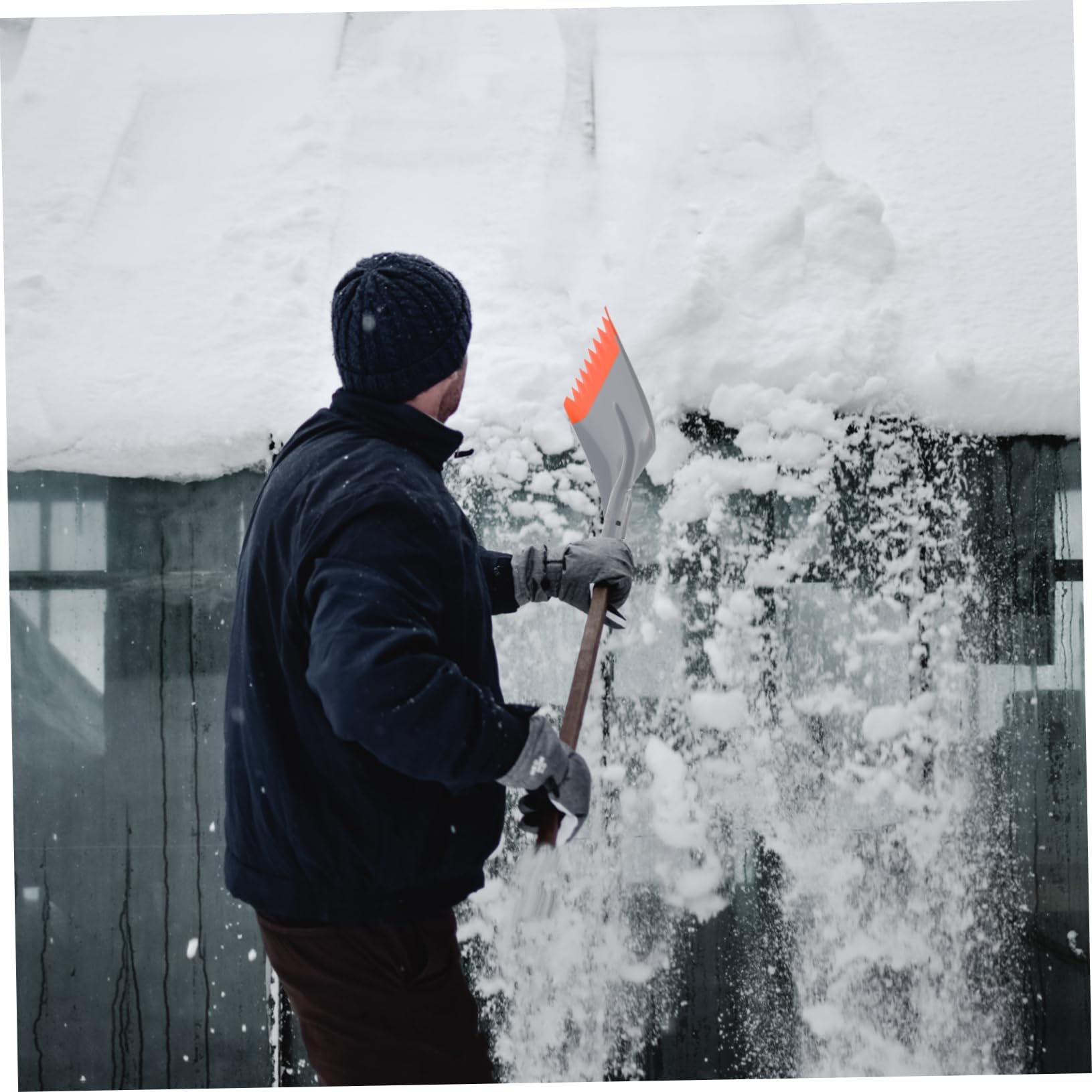 HEMOTON Pelle à Neige Professionnelle Acier Manganèse Outil de Dégivrage Extérieur Pelle à Glace Robuste pour Déneigement et Nettoyage de Voiture Design Ergonomique et Surface Lisse