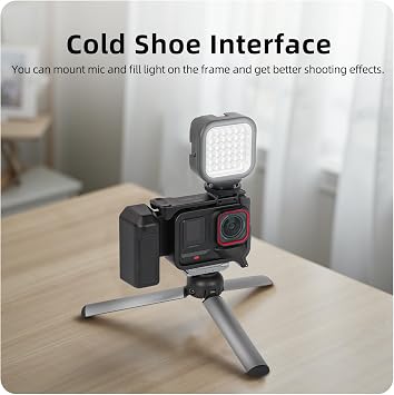 CAPART ハンドルフレームケージ Insta360 Ace Pro 2/1カメラ用 グリップホルダー