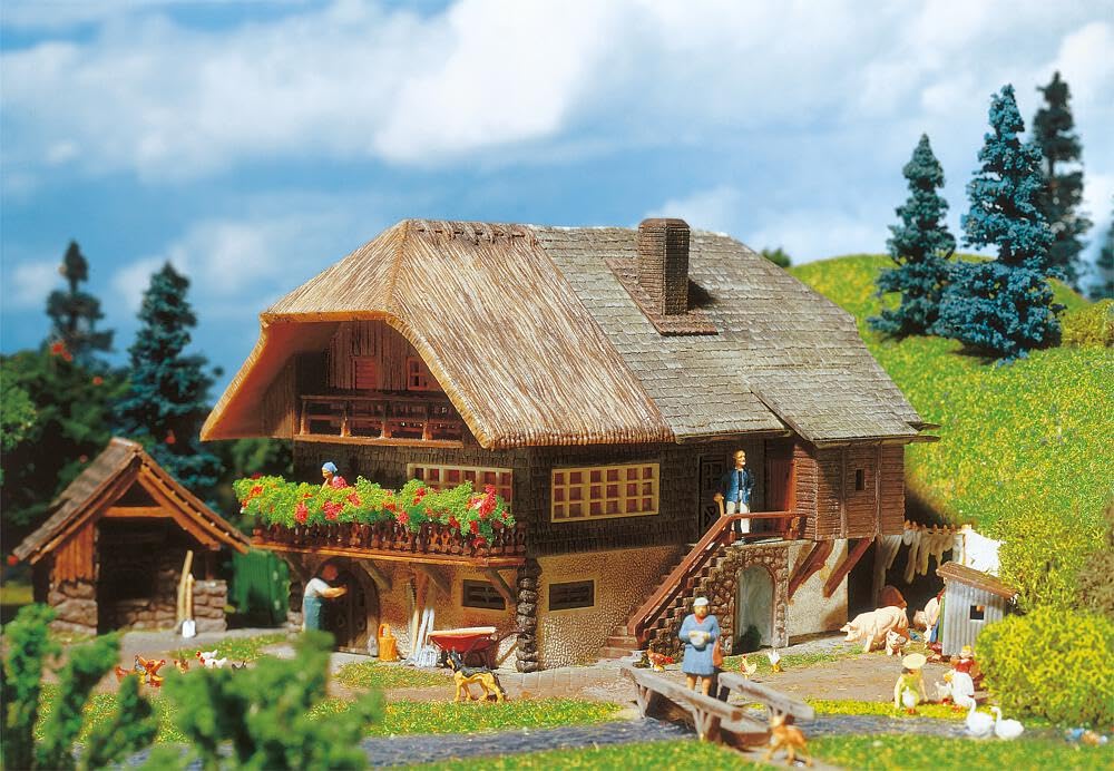 Faller 131324 - Ferme de la Forêt-Noire - Écartement H0