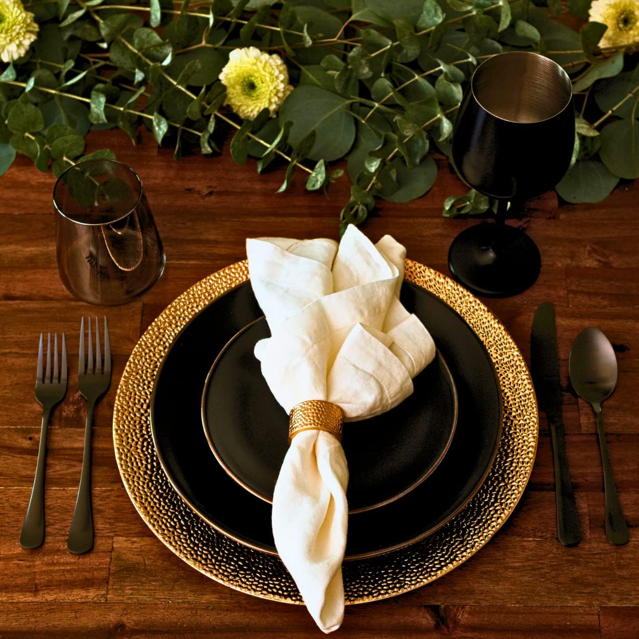  | Rickion Charger Plates and Napkin Rings, Set of 6, Gold Chargers for Dinner Plates – Unique, Elegant, Bubble Plate Chargers & Matching Napkin Rings – Thick, Reusable PP Plastic: Charger Plates