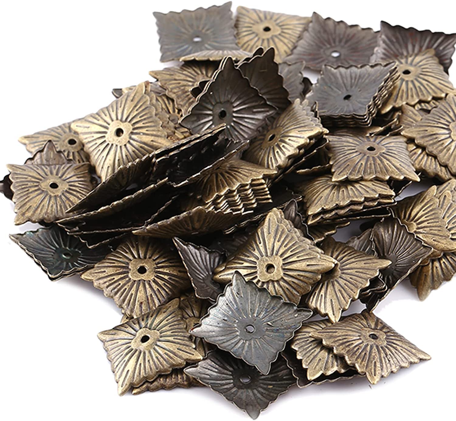 Gwoździe tapicerskie do mebli, 100 szt. Vintage tapicerka, gwoździe, śruby i zapięcia Gwoździe Brązowe metalowe etykiety Dekoracyjne szpilki do mebli, sofy, butów, drzwi(21 * 21mm)