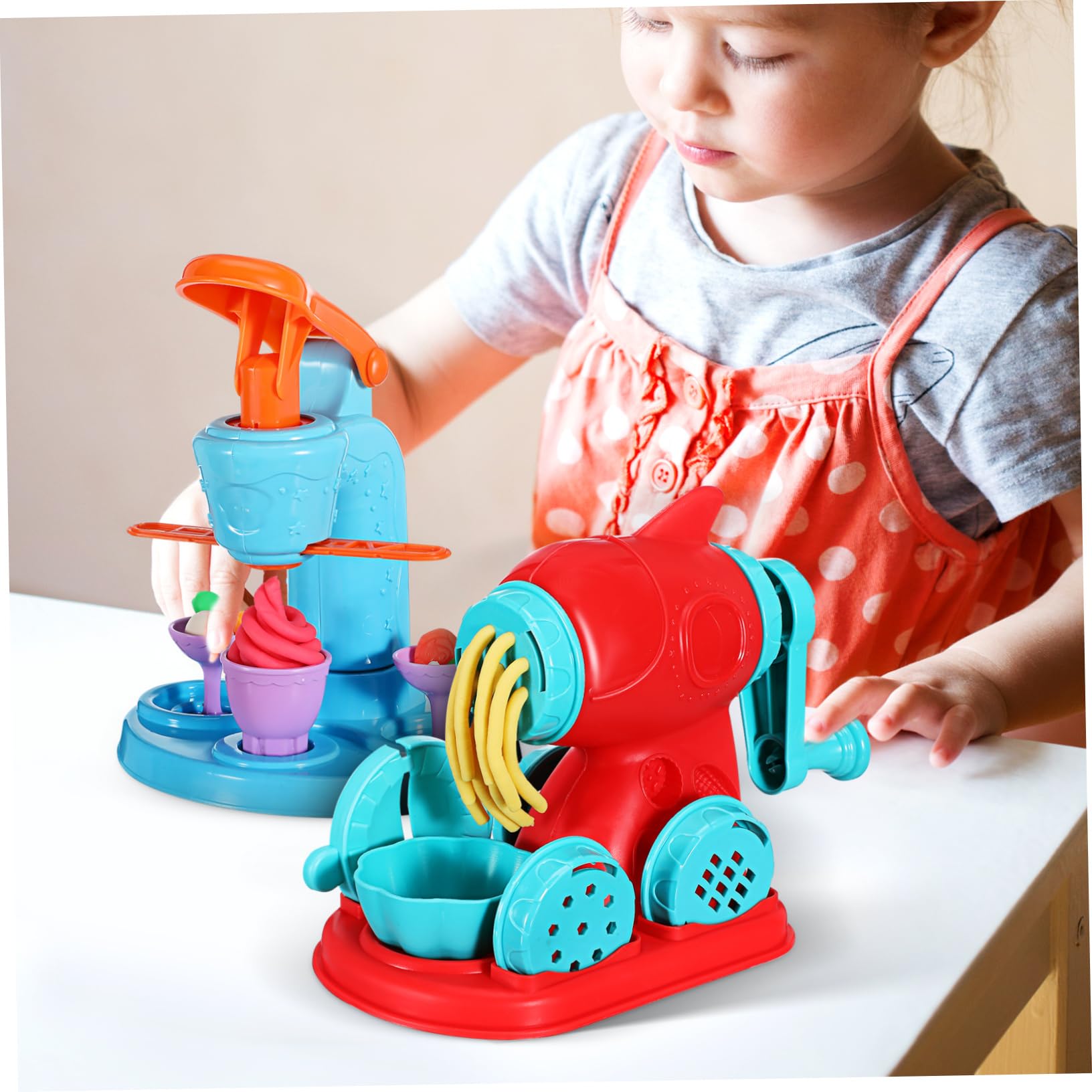 Toyvian 51 Szt. Elementów Zestawu Zabawek z Masą Plastyczną dla Chłopiec Dziewczynka Akcesoria Do Modelowania Lodu Maszyna Do Noodle i Hamburgerów Kreatywna Kuchnia Zabawy dla Chłopców i