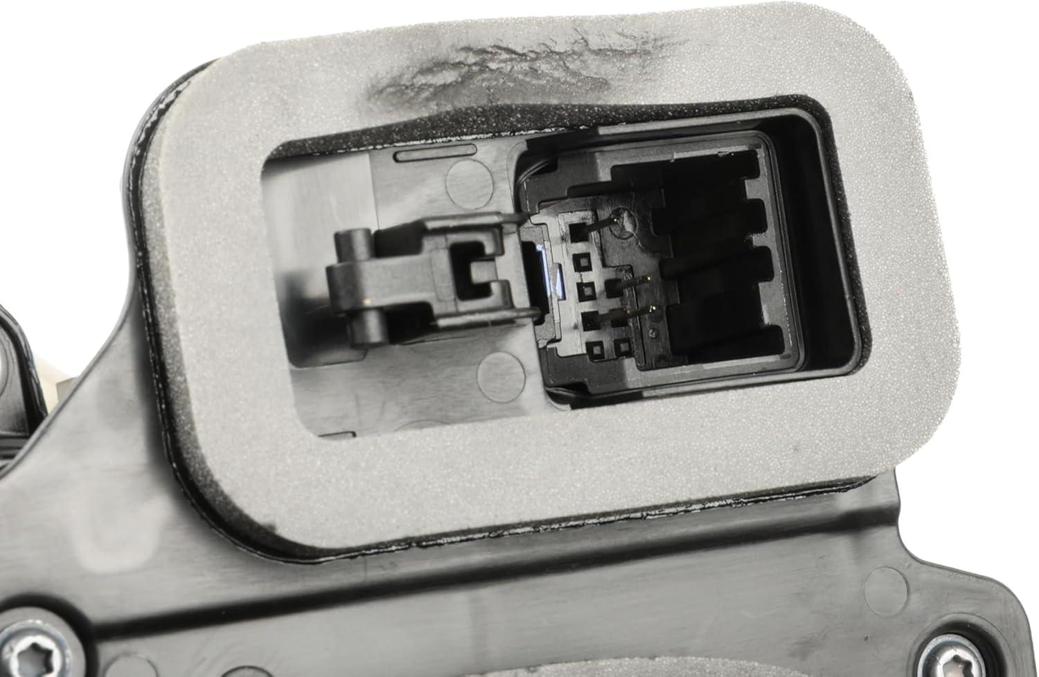 gm genuine parts 13560691 rear passenger side door latch