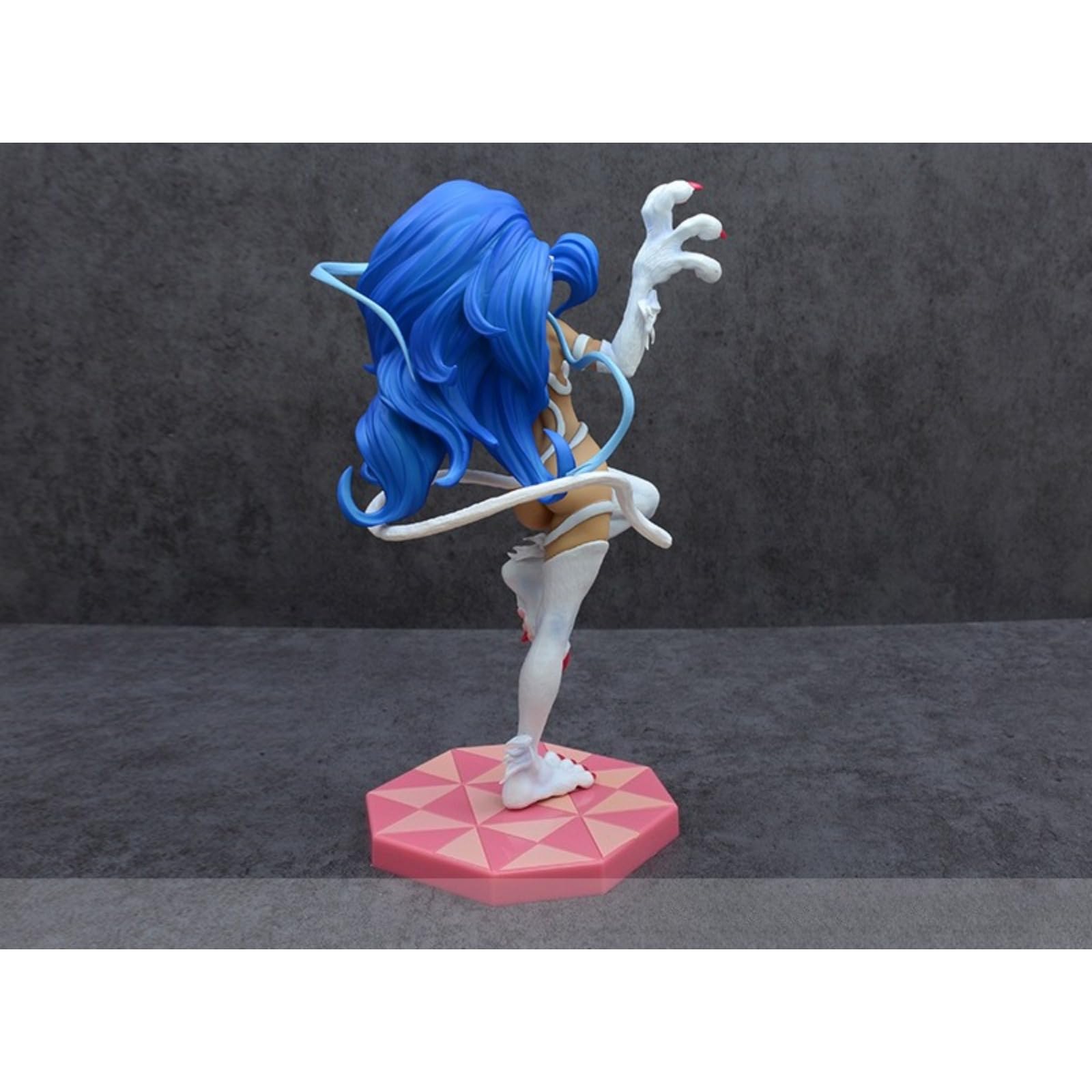 ヴァンパイア　フェリシア　フィギュア Amazon.co.jp: [YAORUI] ヴァンパイア フェリシア フィギュア ABS&PVC