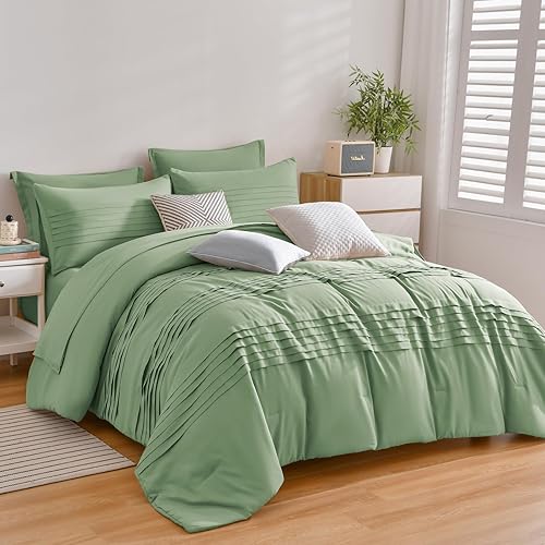 Herlura Juego de edredón Queen de 7 piezas en una bolsa, juego de edredón plisado verde salvia y sábanas, juego completo de ropa de cama de