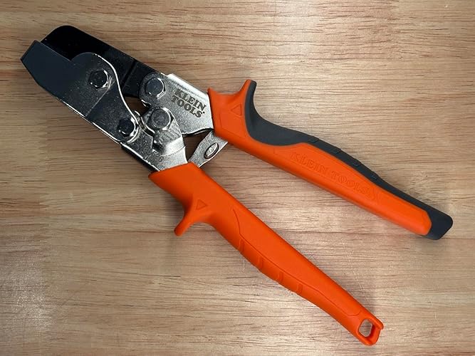 Amazon | KLEIN TOOLS(クラインツールズ) Vカット板金ハサミ 86526
