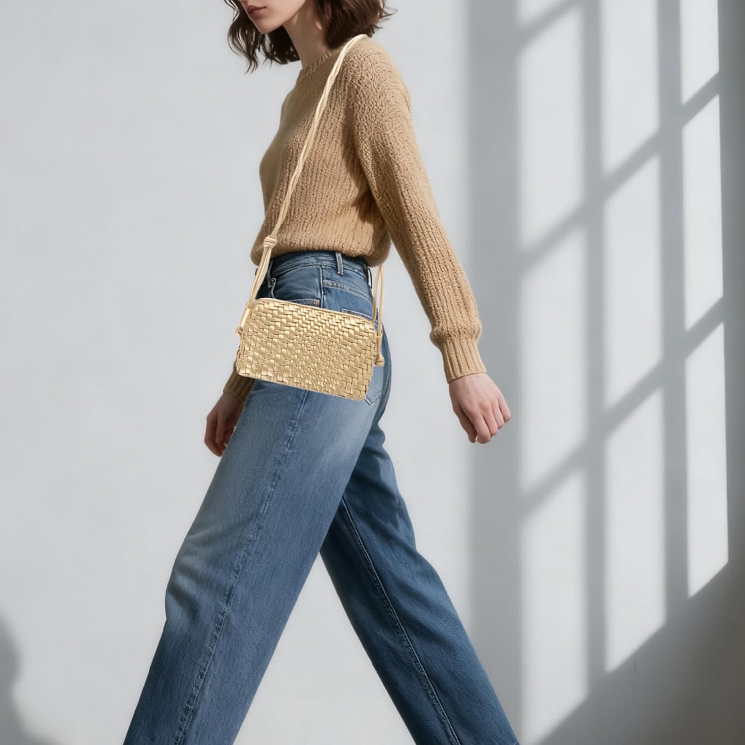 Woven Crossbody Bag for Women,Small Handbag Cute Purse Vegan Leather Handmade Shoulderbag,Lightweight Tote Bag with Strap