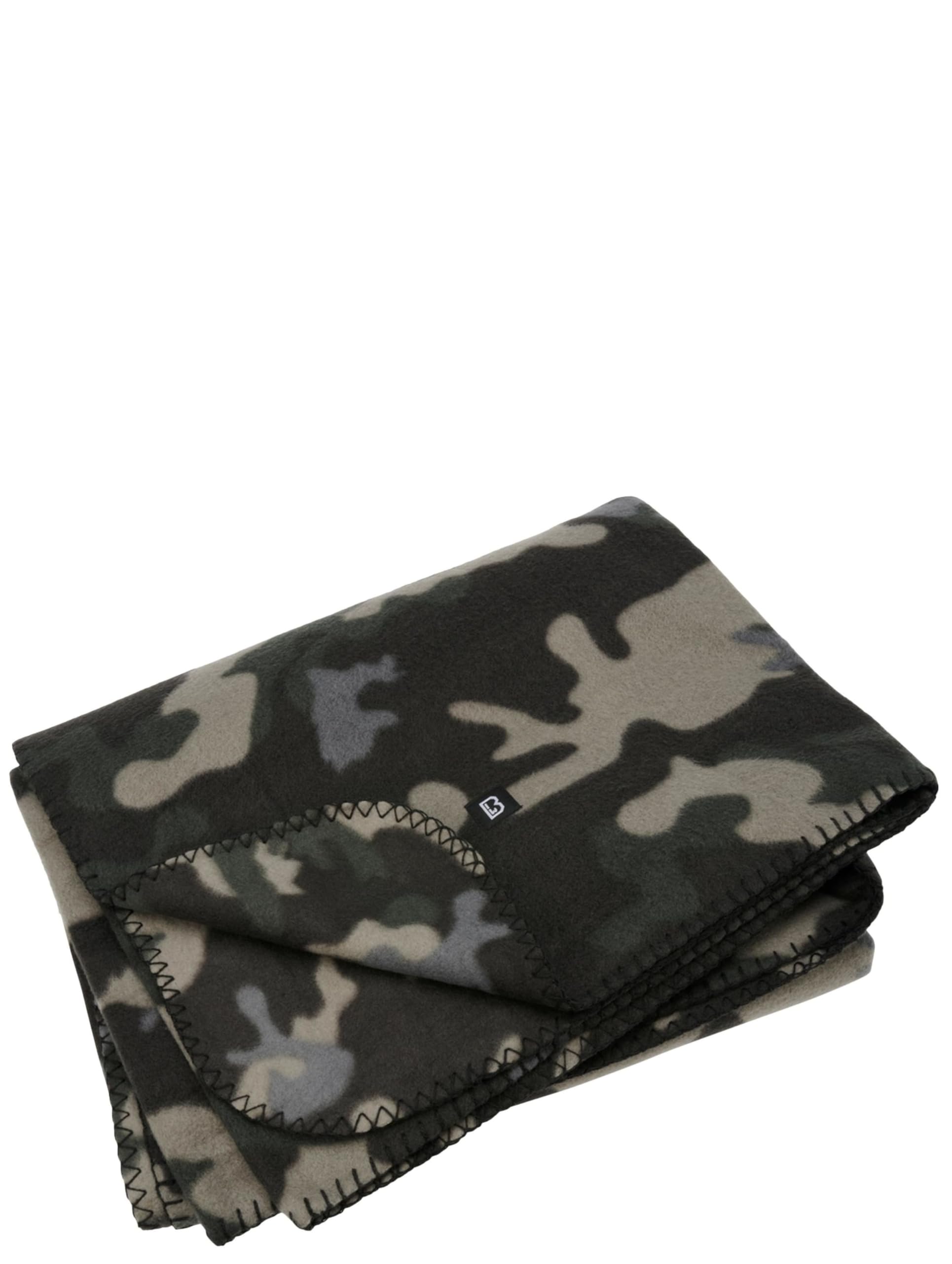Brandit Fleece Blanket Dark Camo