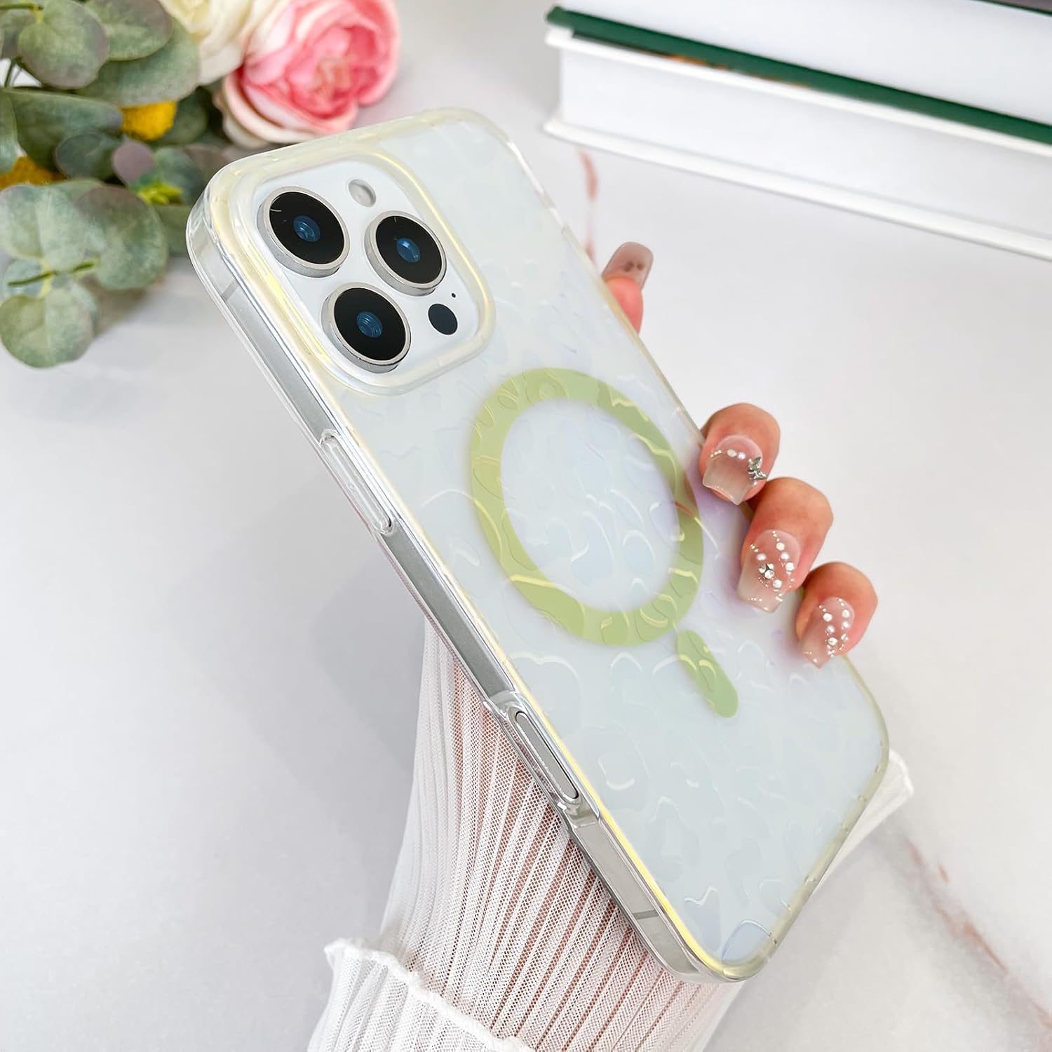 Magnetic for iPhone 16 Pro Max Case 6.9 in, Aesthetic Leopard Cheetah Pattern [Compatible with Magsafe] Glitter Sparkly Laser Iridescent Shockproof Protective Cover for Women Girls (Gold)