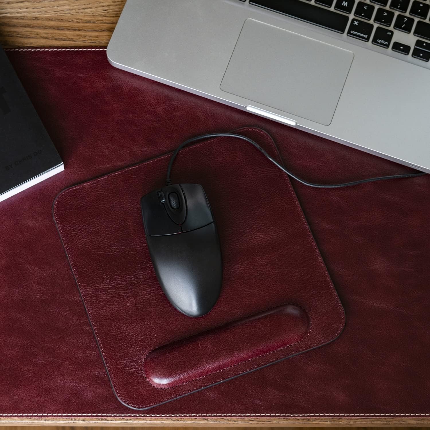 Londo Top Grain Leather Mouse Pad with Wrist Rest – Ergonomic Support, Non-Slip Base, Smooth Surface