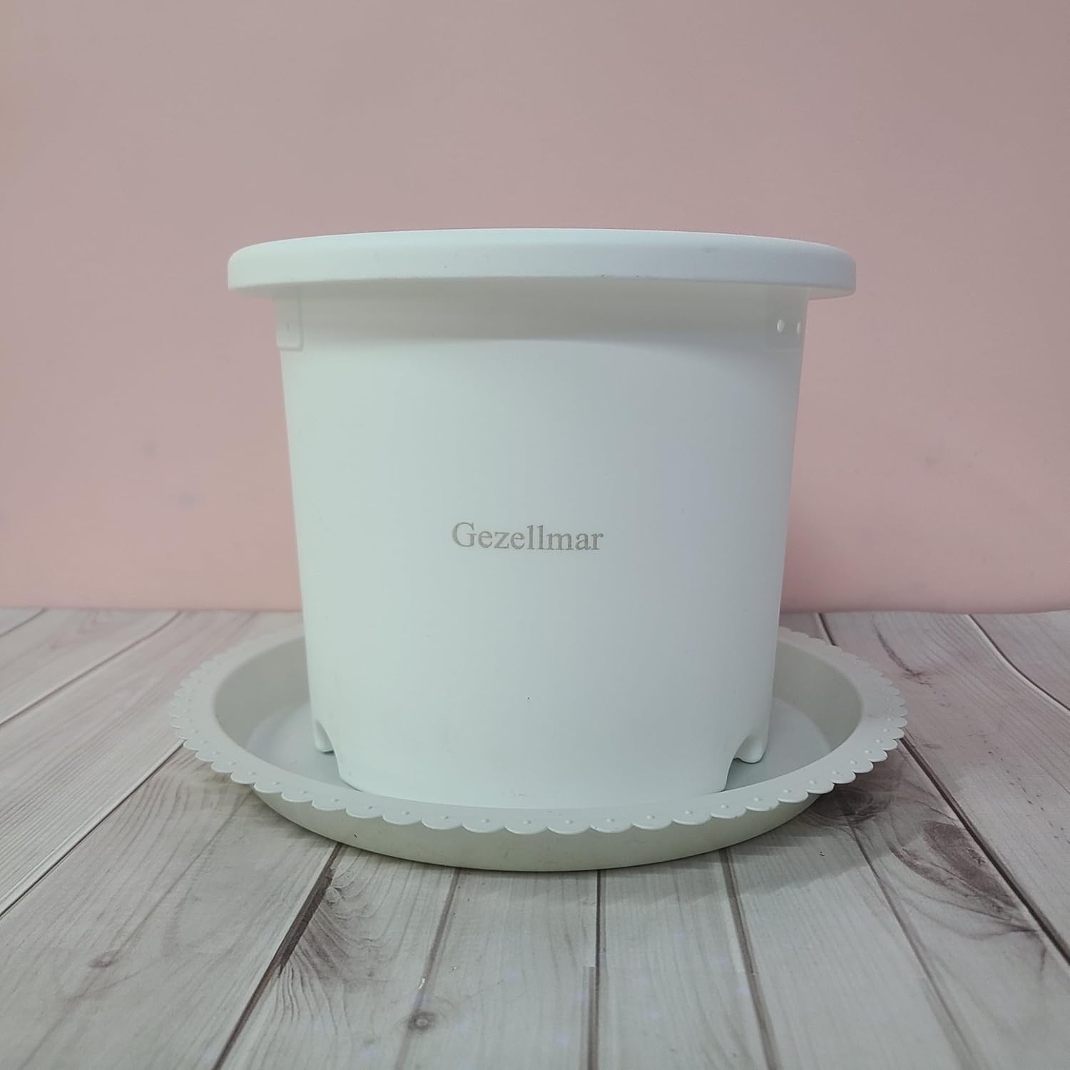 Gezellmar Flowerpots, White Plastic Flower Pots – Modern Matte Finish – Indoor Outdoor Gardening Containers