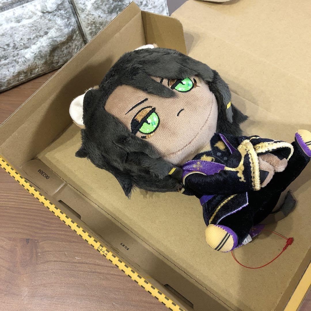 Amazon.co.jp: ツイステ レオナキングスカラー 式典服 ぬいぐるみ 一番 