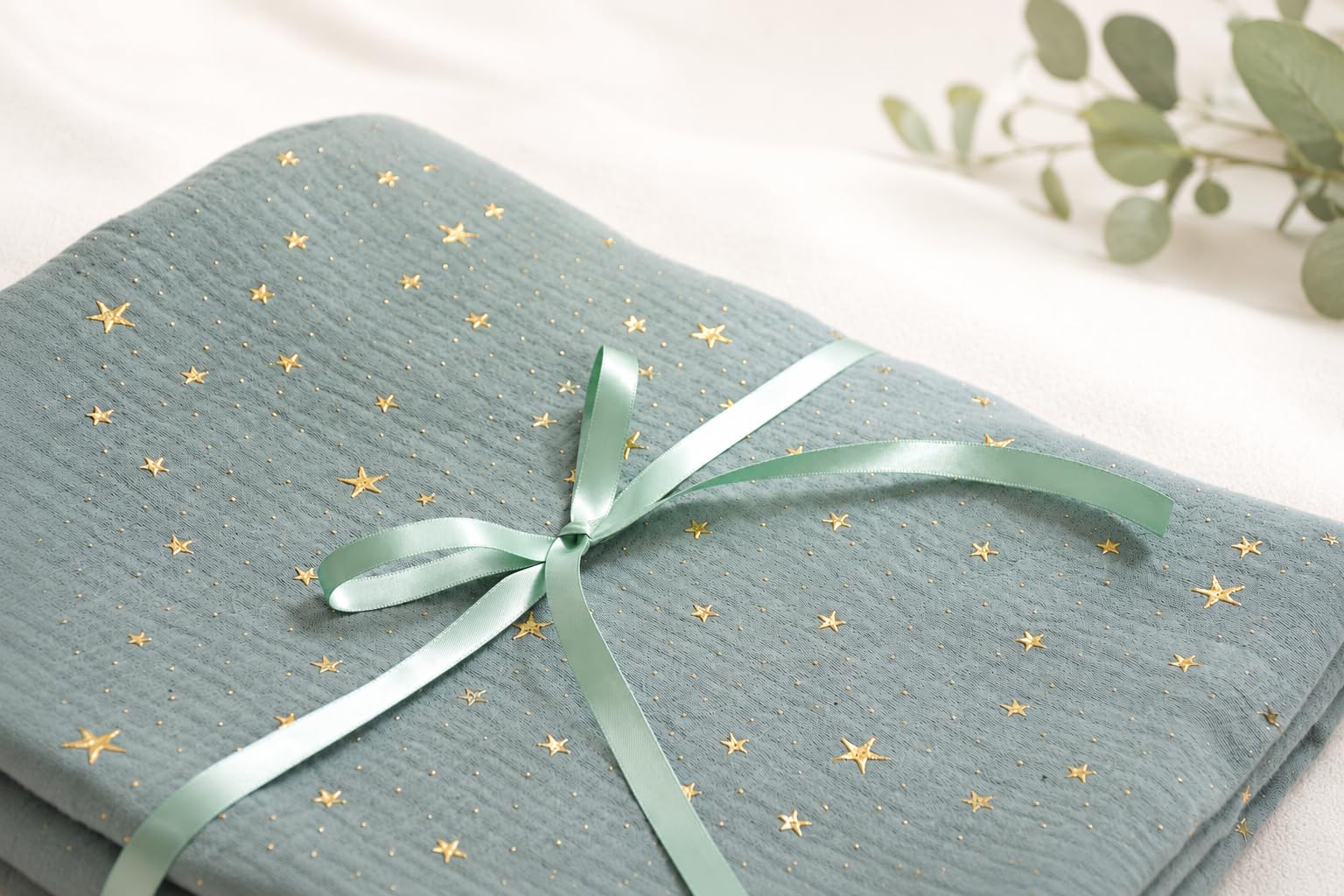 YellowNest Tenda per Letto Montessori (2 Pezzi) - Tenda Letto Bambini per Letto 70x140cm - 100% Mussola di Cotone - Senza Ghirlanda (Eucalipto, 62 x 270 cm (2 Pezzi))