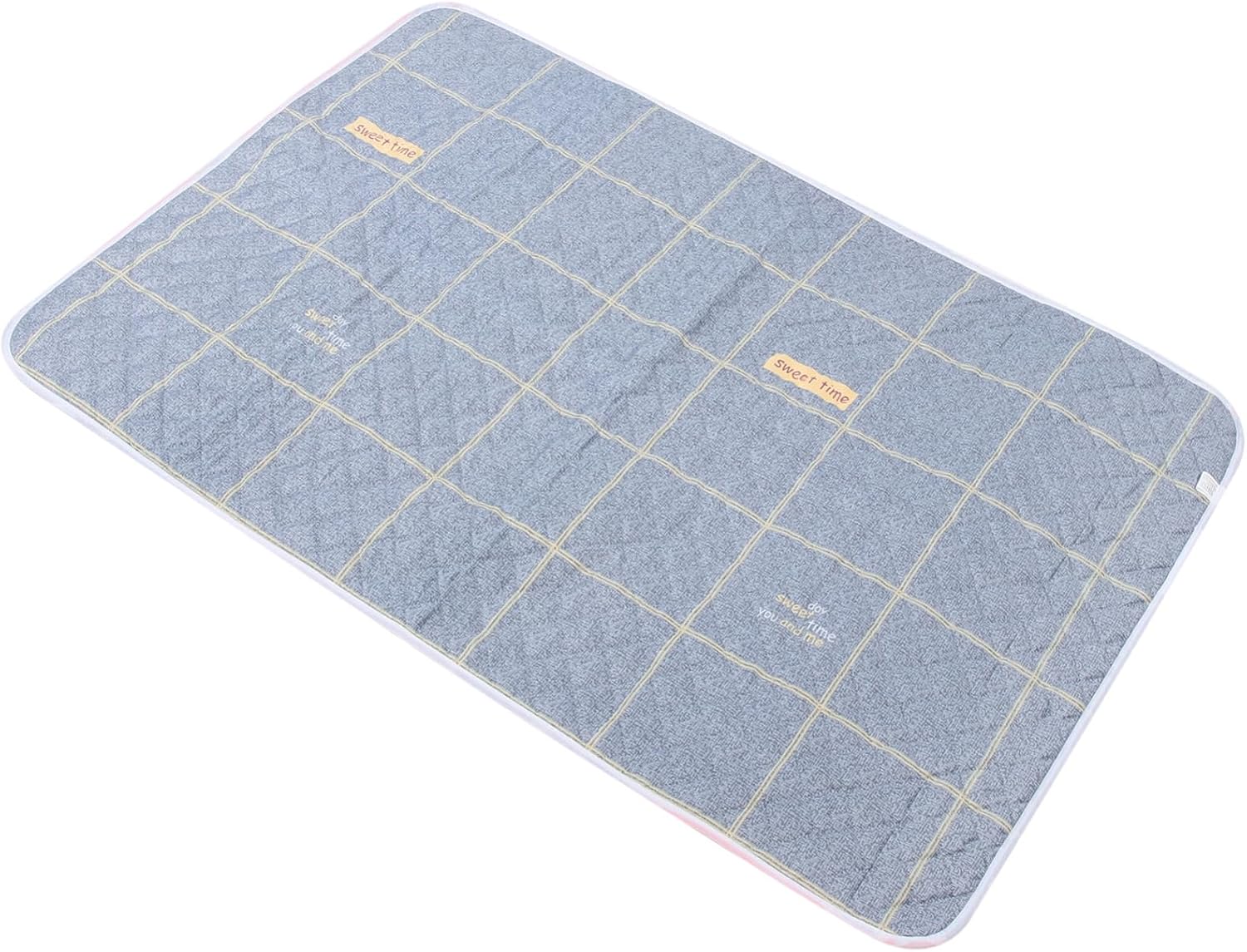 VALICLUD Washable Incontinence Bed Pad for Adults Breathable Mattress Protector with High Absorbency Cotton Reusable Diaper Pad for Bedridden Elderly and Mobility Impaired Random Color