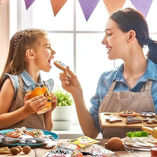 Miniatura 7 de Amaxiu 300 bolsas de golosinas de Halloween, 6 bolsas de dulces de celofán de estilo bonito, bolsas transparentes para dulce o truco, bolsas de