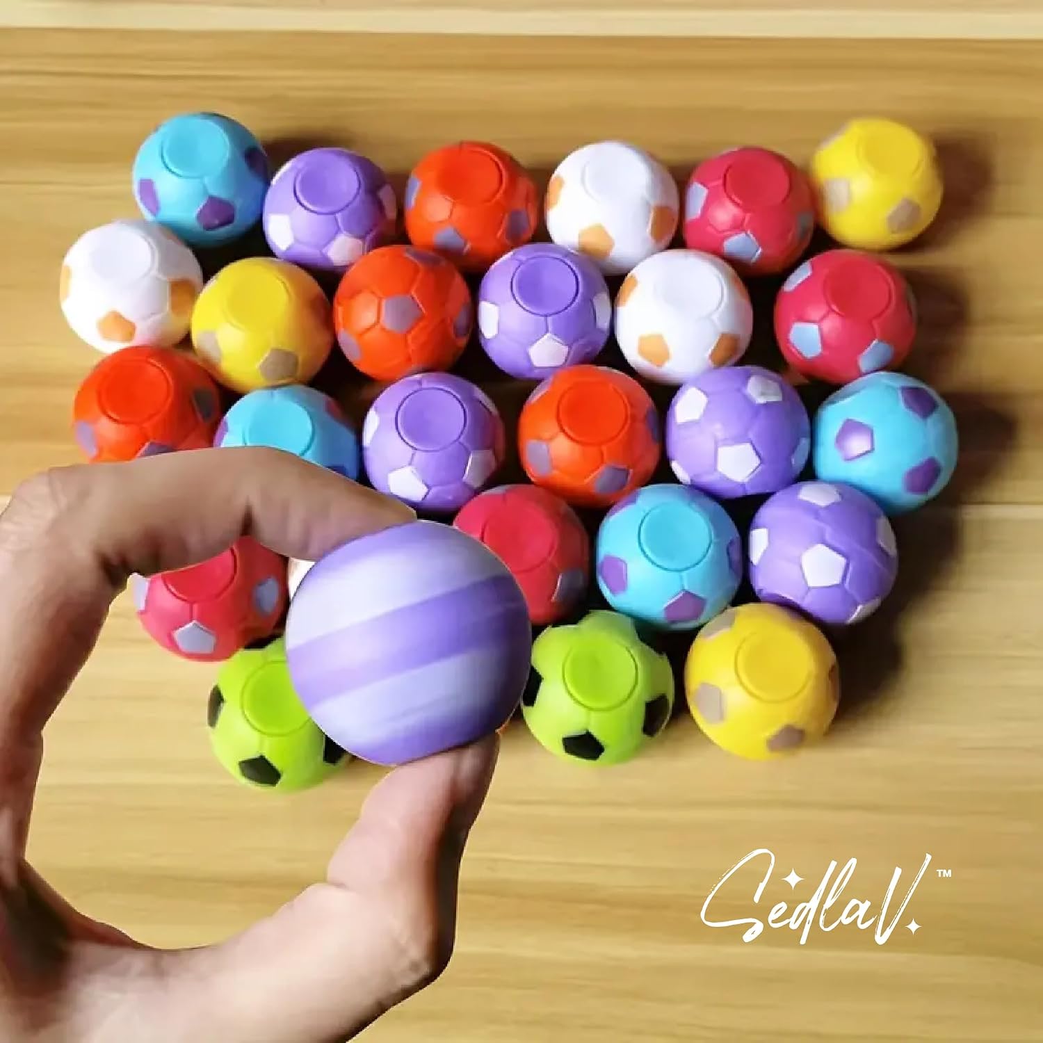 SEDLAV Football Gyro Rotating Finger Toy - Fun Fingertip Gyro Decompression Gadget - Unique Vent Stress Relief Toy - Creative and Entertaining Rotating Finger Gyro Toy