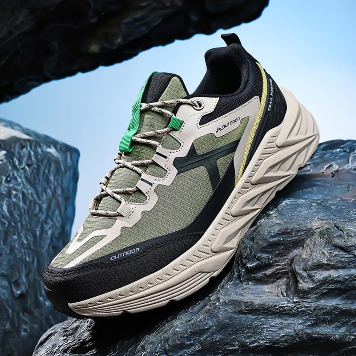Men’s Lightweight Hiking Shoes Non Slip Breathable Mesh Trail Running Sneakers Outdoor Walking Trekking Footwear