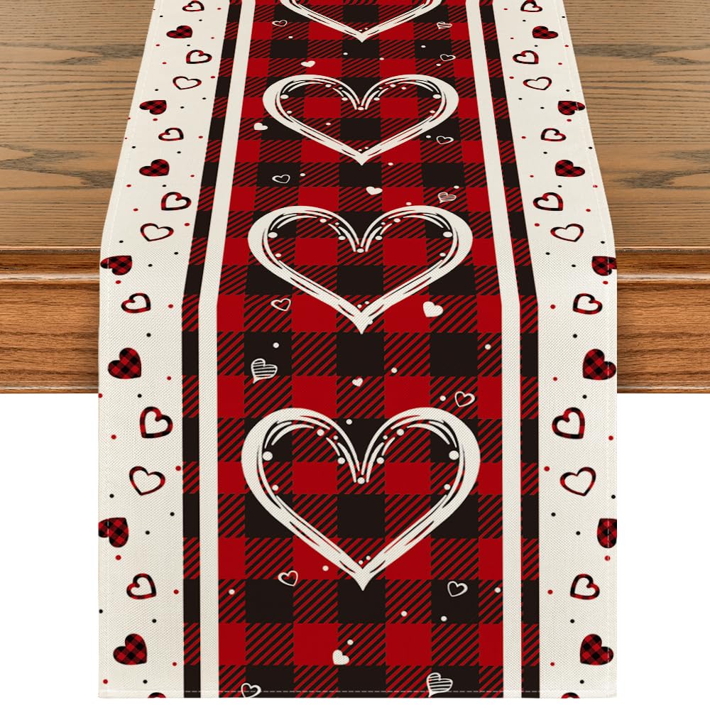Artoid Mode Heart Table Runner
